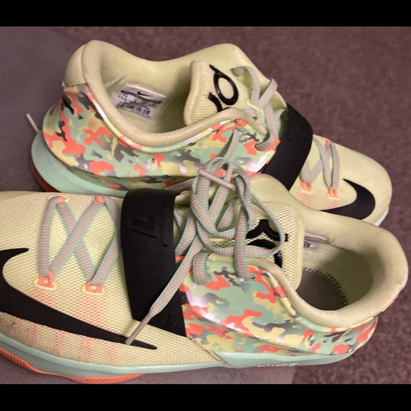 KD youth sneakers - Picture 3 of 3